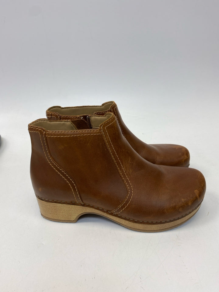 Dansko  Size 37 Brown Boots