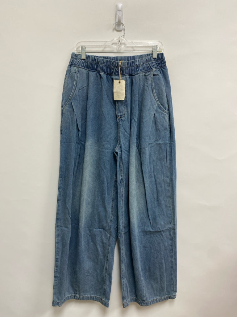NWT Easel Size L Blue Pull-on Ladies Jeans