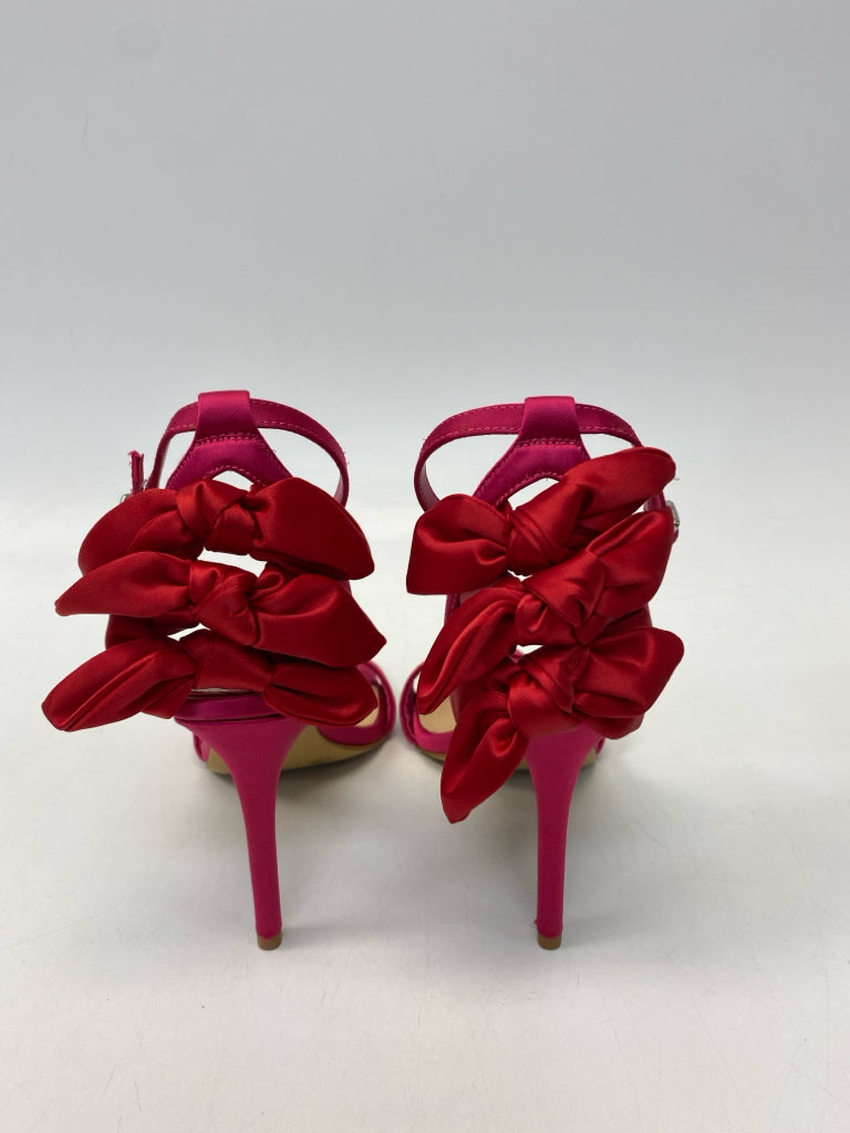 Gianni Bini  Size 7.5 Hot Pink Red Sandals