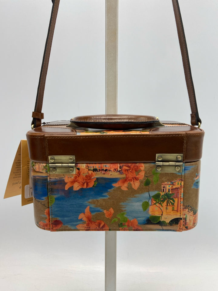 NWT Patricia Nash Brown Coral Travel Make-up Bag