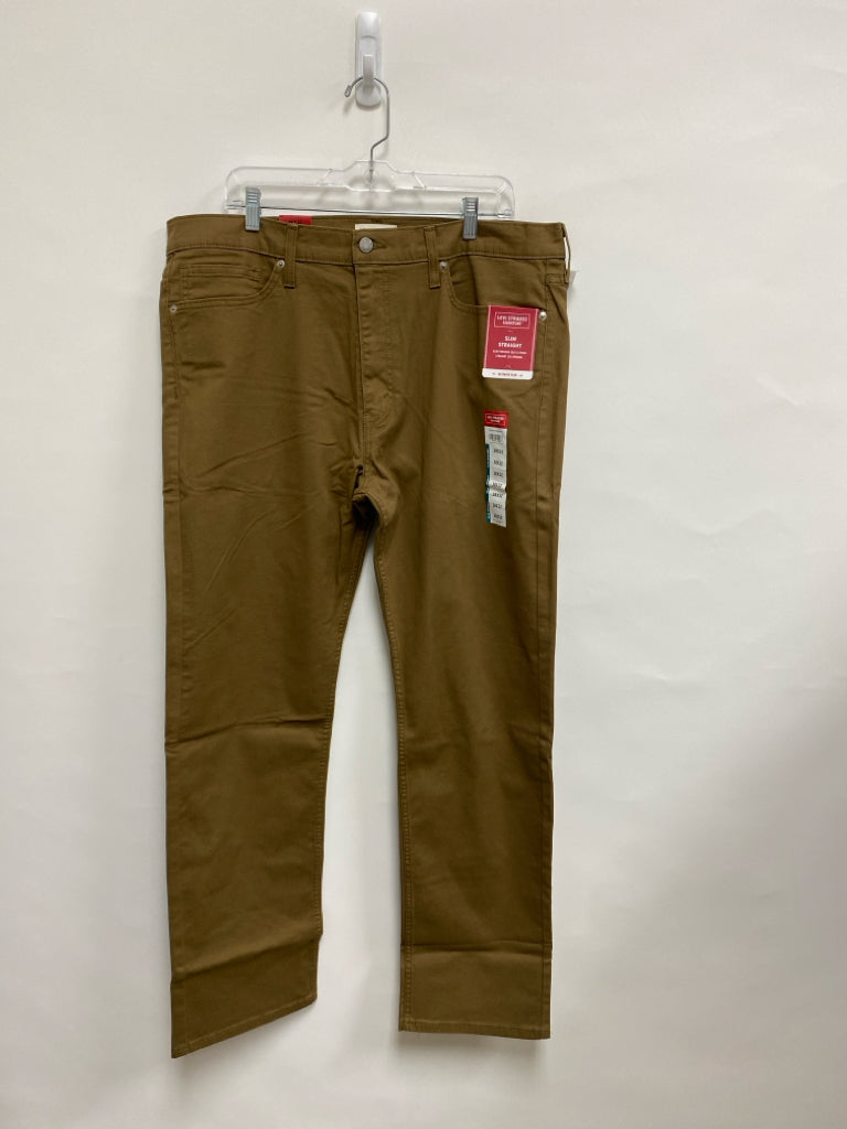 NWT Levi Size 38 Dark Brown Men&