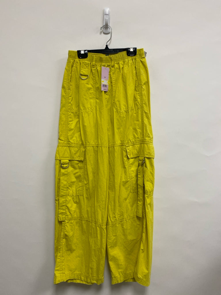 NWT wild fable Size XS Yellow Cargo Ladies Pants