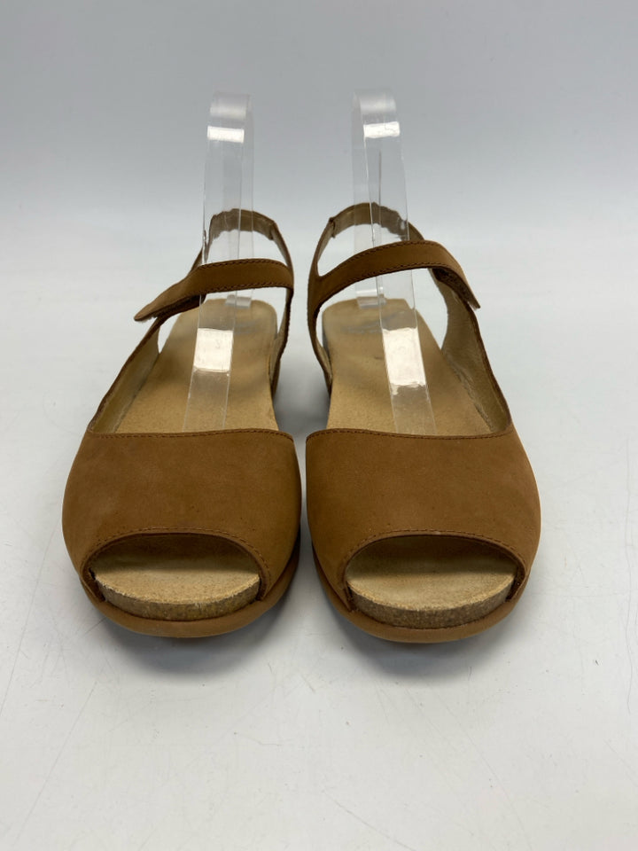 Dansko  Size 39 Brown Sandals