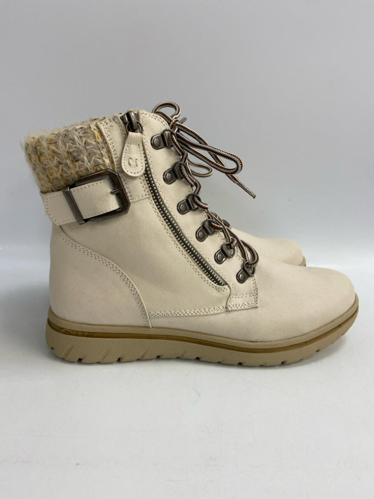 White Mountain US Shoe Size 10 Cream Side Zipper Boots