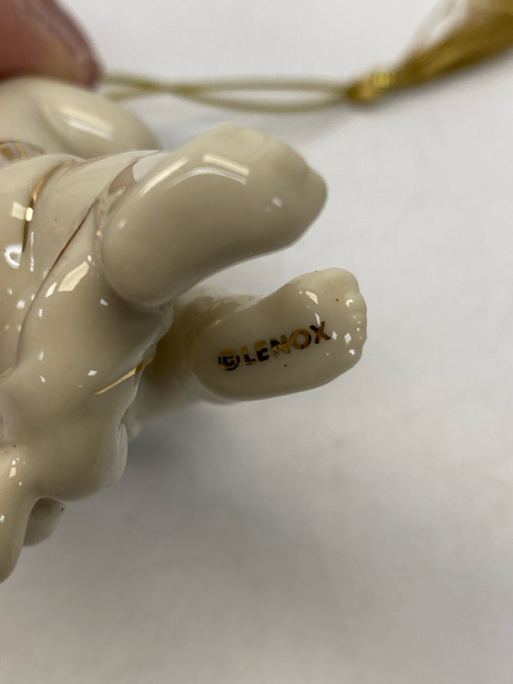 Lenox  Ornament Cherub w/Harp