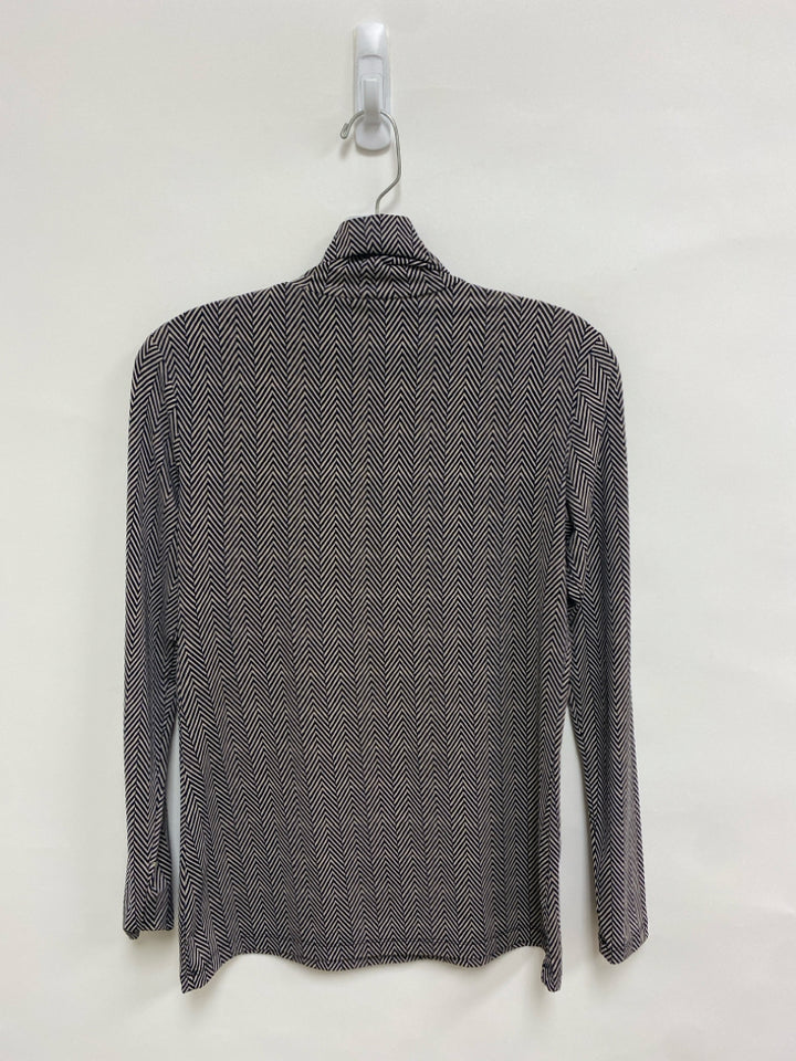 J McLaughlin Size XS Black Tan Zig Zag Turtleneck Ladies Top