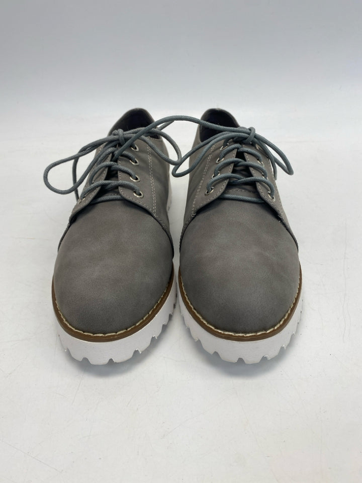 US Shoe Size 10 Gray Lace-up Flats