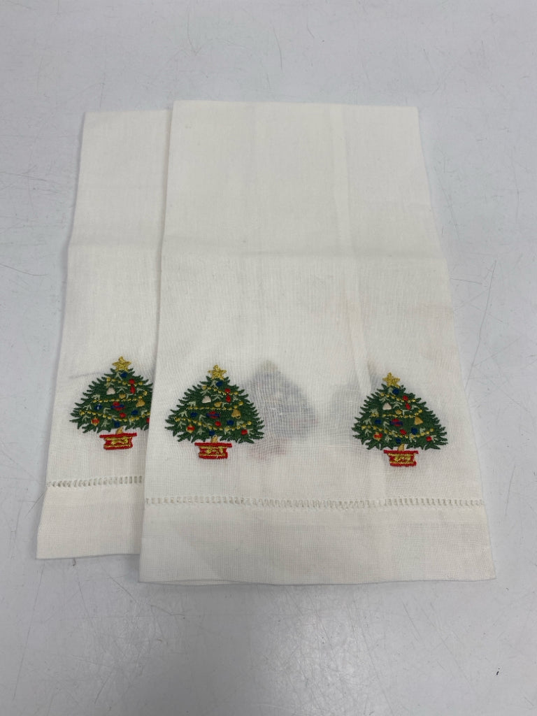 NWOT White Multi Color Trees Christmas