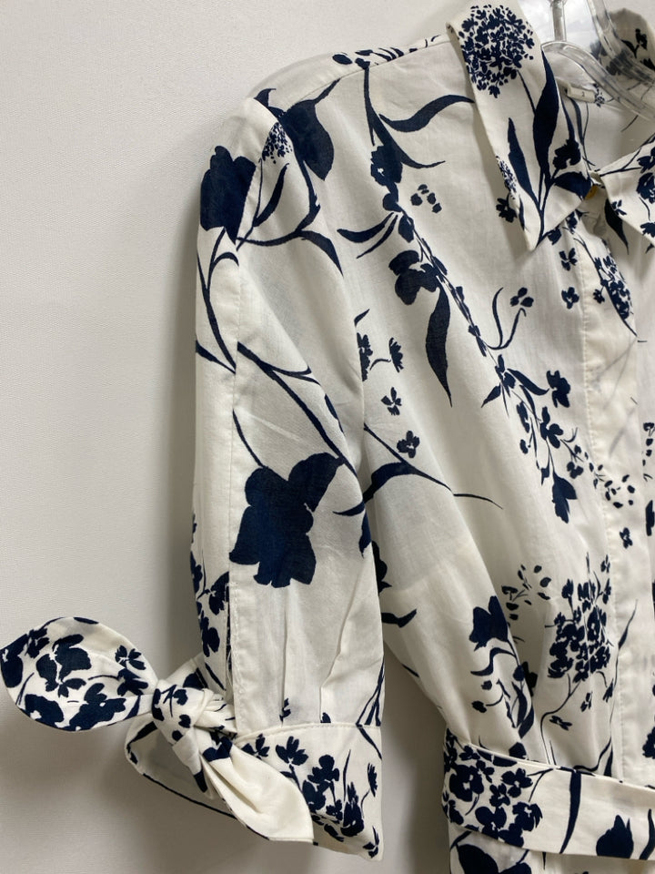 Calvin Klein Size 2 White Navy Floral 3/4 Sleeve Ladies Dress