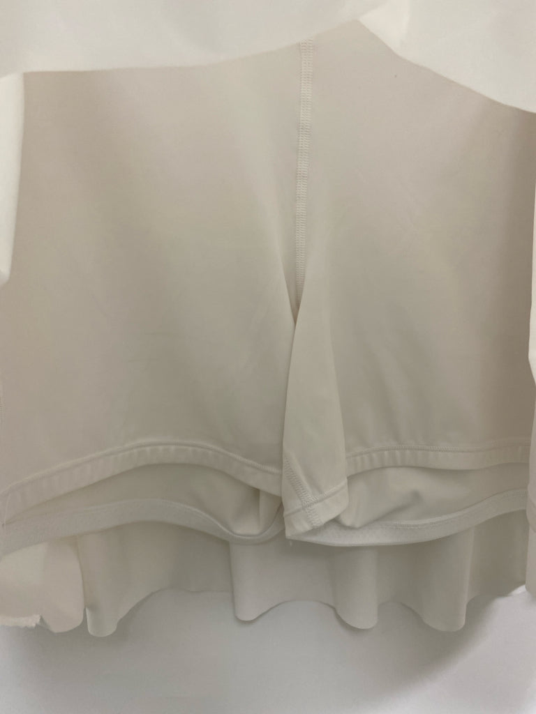 NWT Athleta  SIZE  2X White Plus Size Athletic Skort