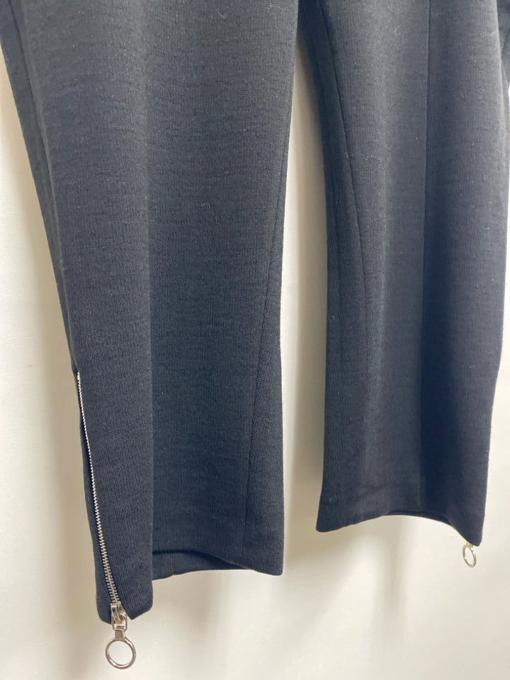 ST. JOHN Size 10 Black Ladies Pants