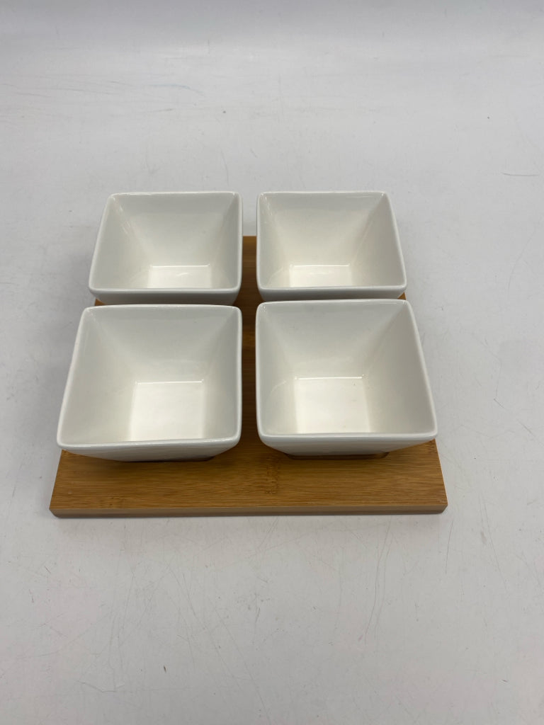 White Natural Ceramic/Wood Serving Piece