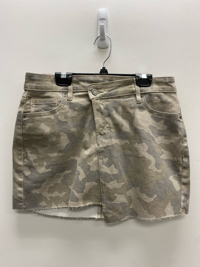 NWT HIDDEN Size S Beige Brown Camouflage Denim Ladies Skirt