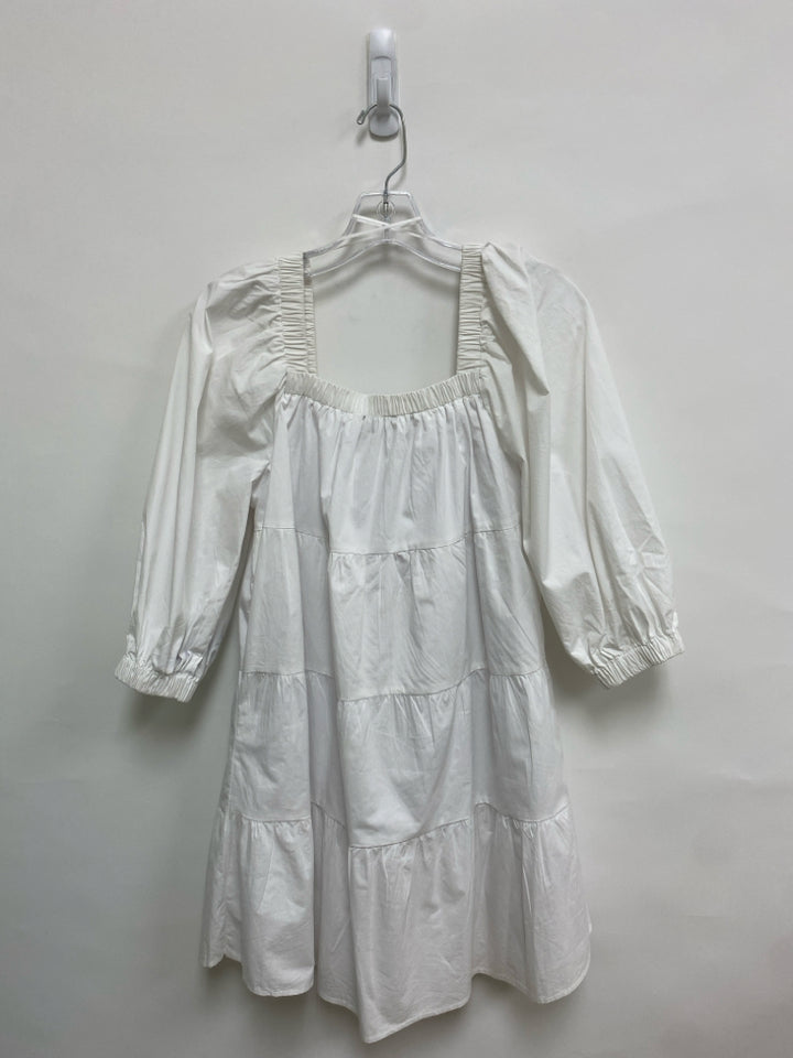 Pomander Place Size XS White Puff Sleeve Ladies Dress