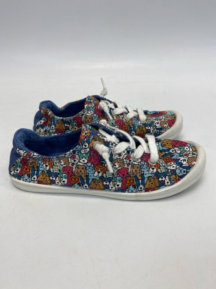 Skechers US Shoe Size 6 Multi-Color Dog(s) Sneakers