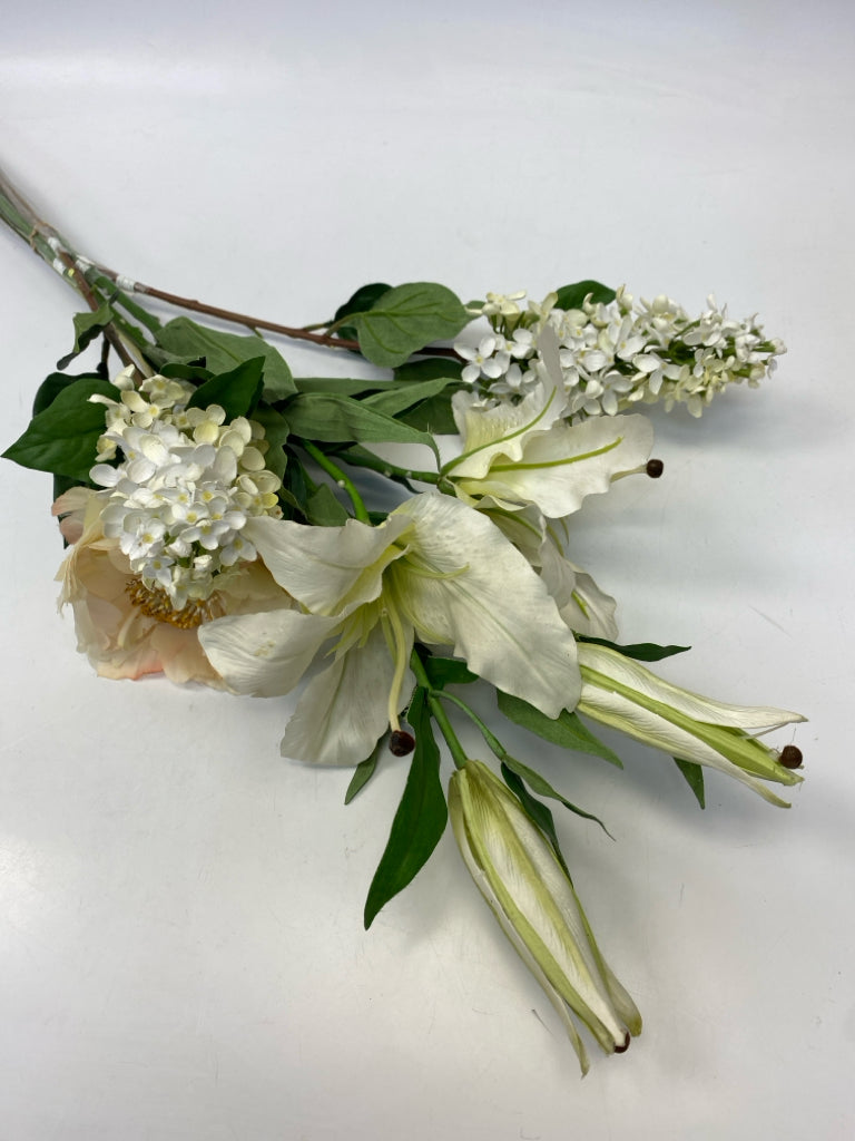 Cream/White Assorted Floral Arrangement