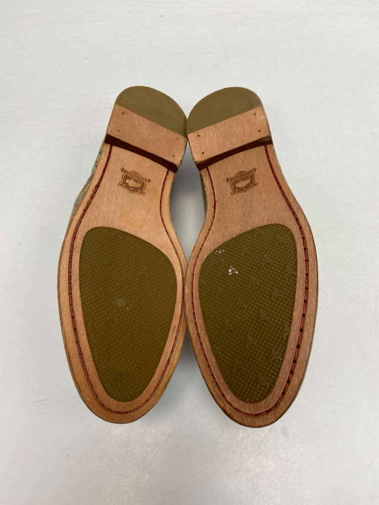 NWOT Trask  Size 9.5 Brown Perforated Metallic Flats