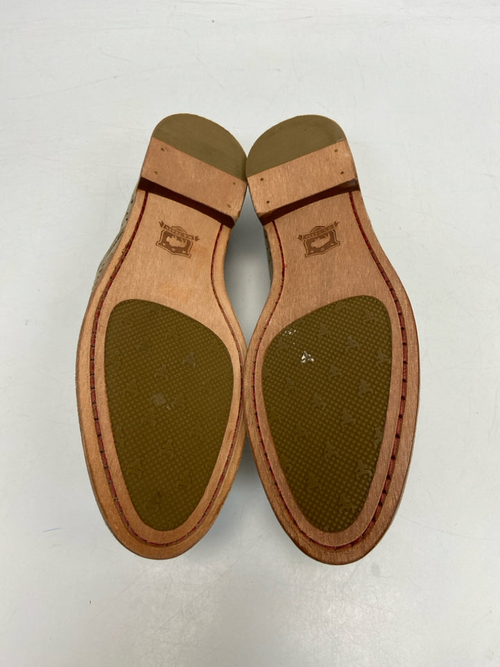 NWOT Trask  Size 9.5 Brown Perforated Metallic Flats