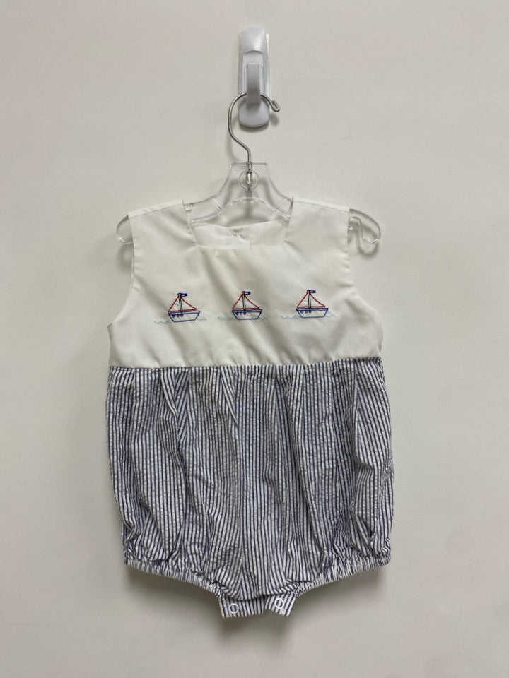 SIZE 18M White/Blue Red Boats Sleeveless Seersucker Boy&