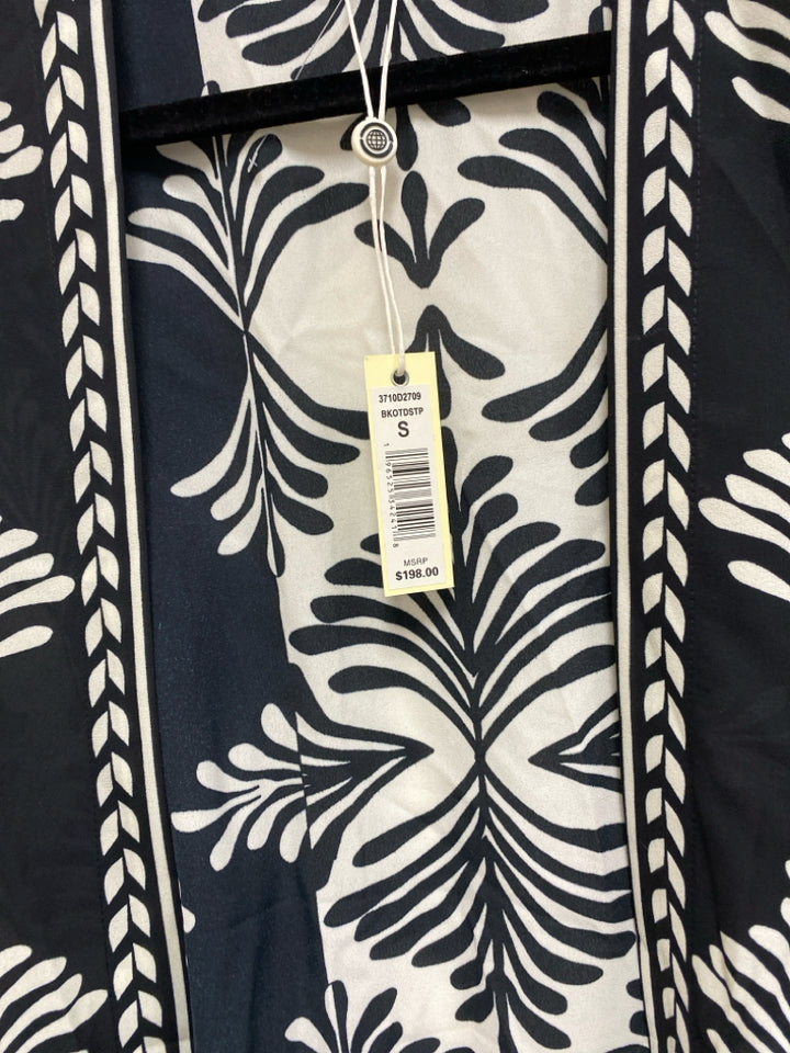 NWT Max Studio Size S White/Black Floral Batwing Ladies Kimono