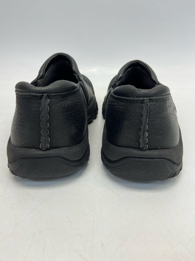 Keen US Shoe Size 8.5 Black Flats