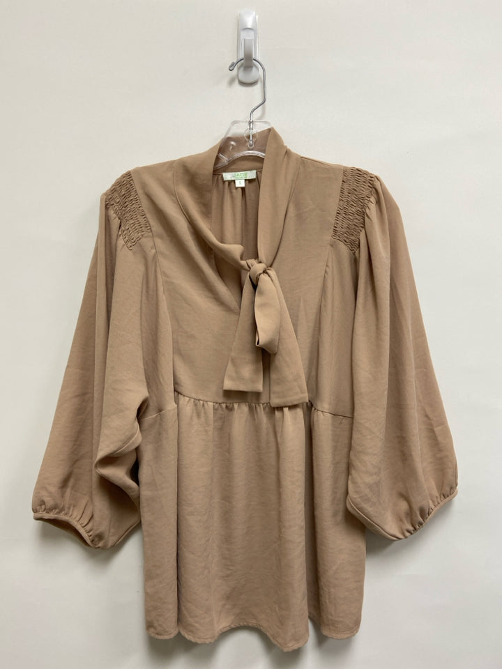 Jade Brand Size S Beige Puff Sleeve Ladies Top