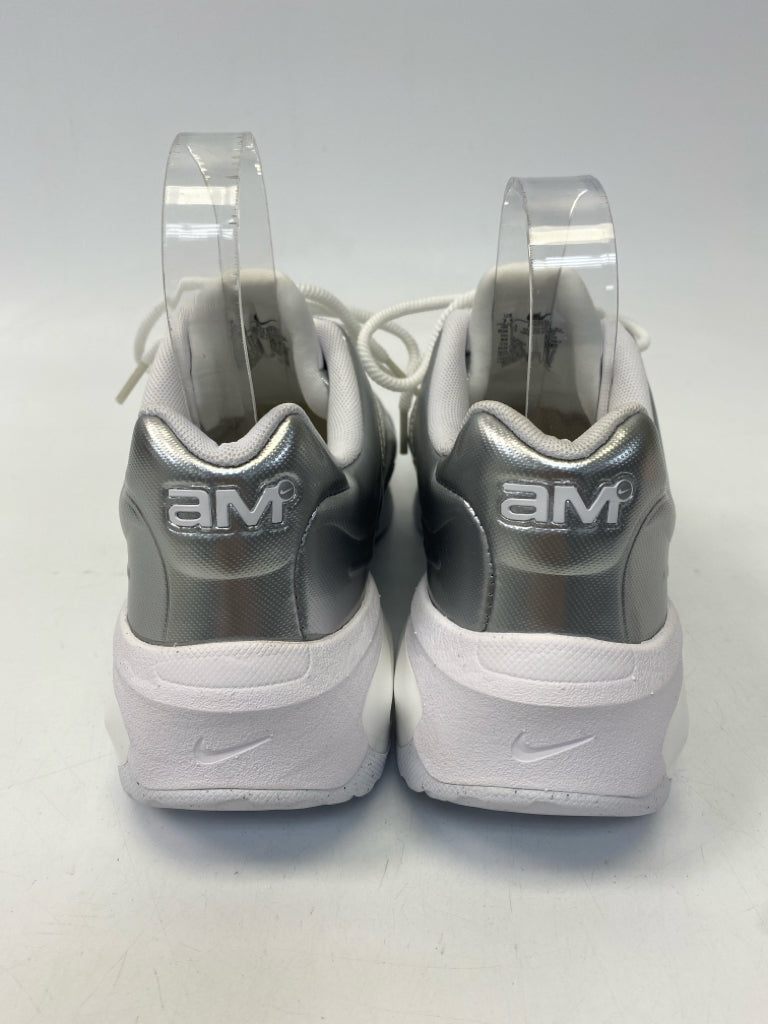 NWOT Nike  Size 7.5 White Silver Lace-up Metallic Sneakers
