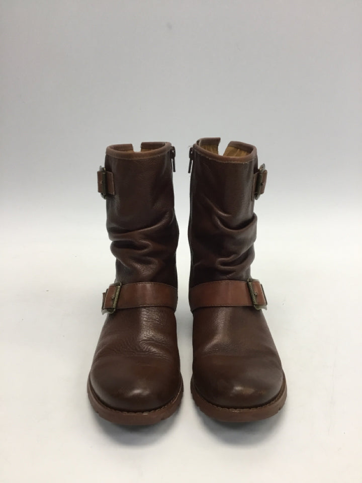Sofft US Shoe Size 7 Brown Side Zipper Boots