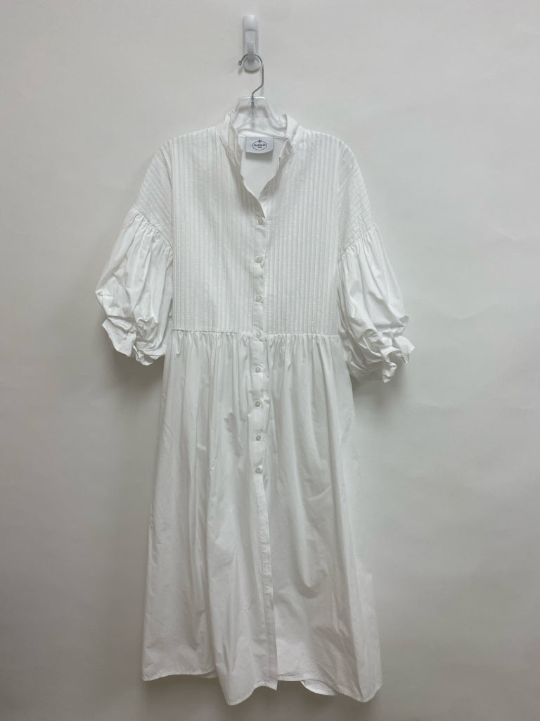 Size OSFM White Maxi Ladies Dress
