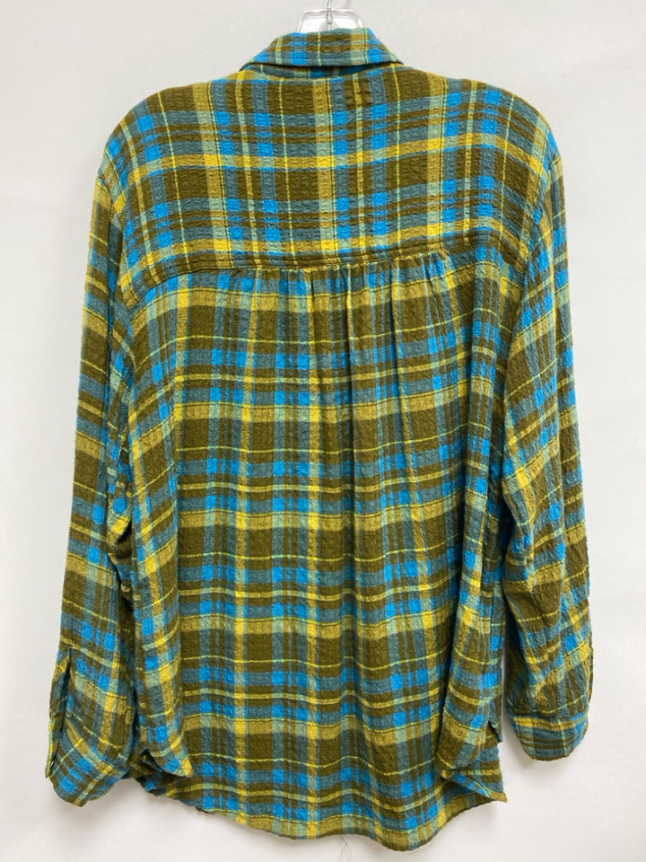 Pilcro Size M Green Blue Plaid Button Up Ladies Top