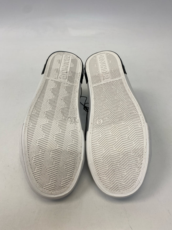 NWT Groundup  Size 8 White Black Minnie Sneakers