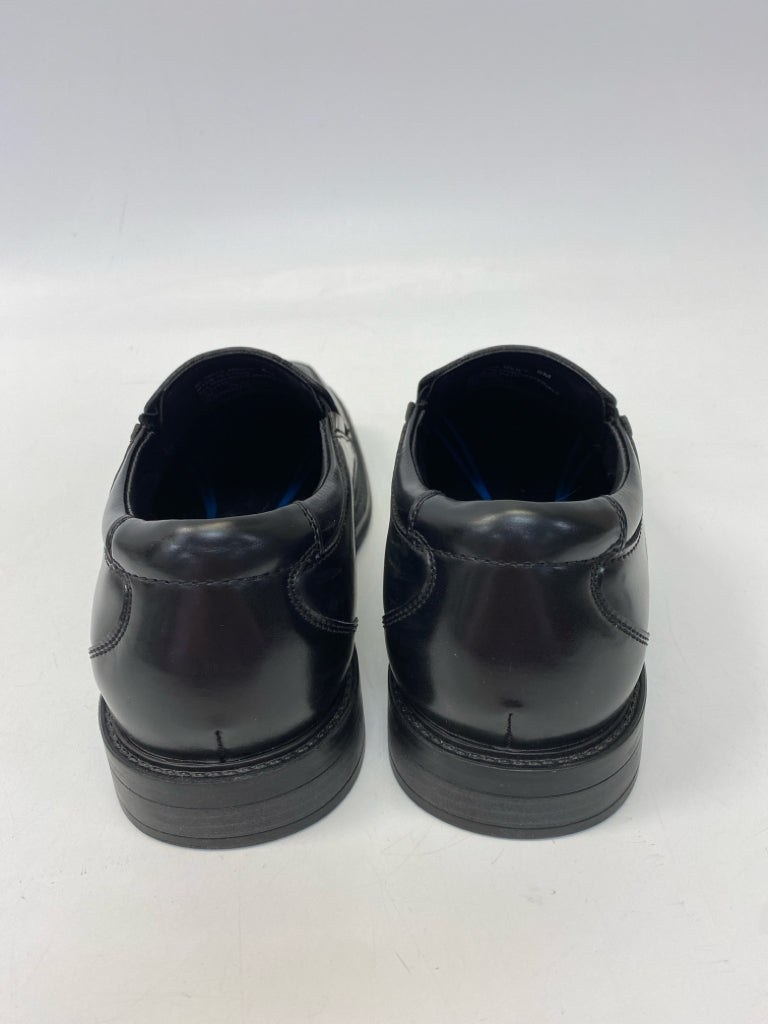 Dockers Size 8 Black Men&