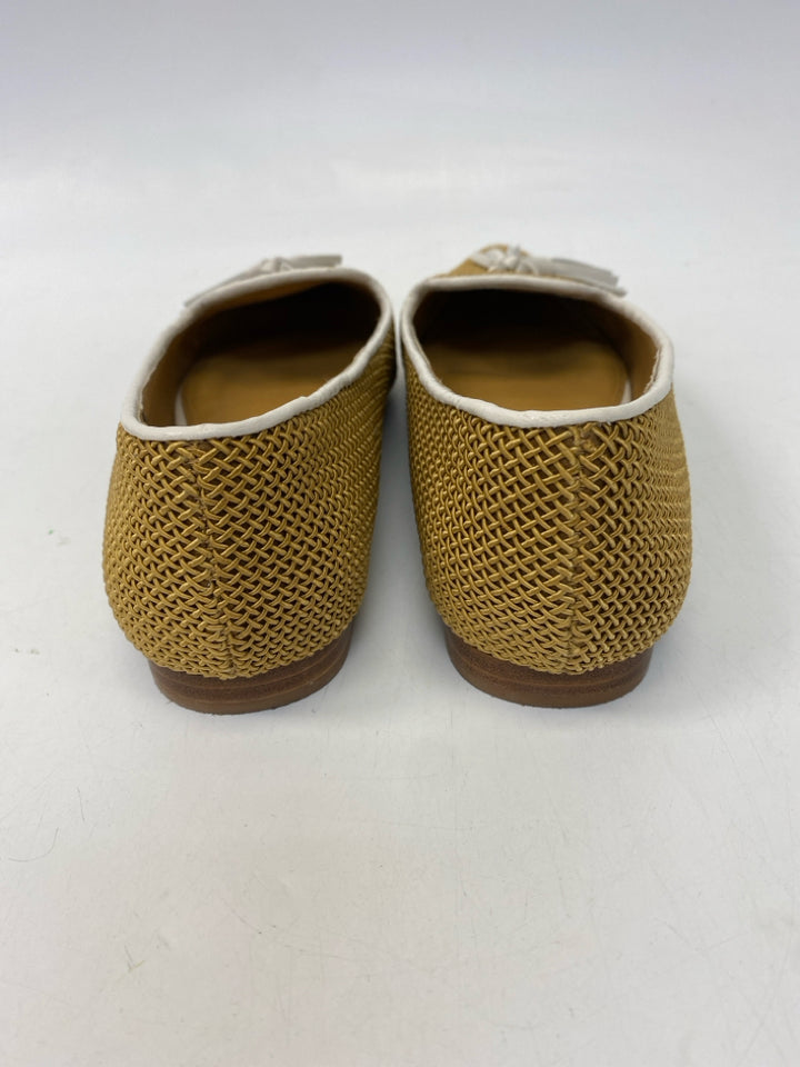 Size 8 Gold White Woven Flats