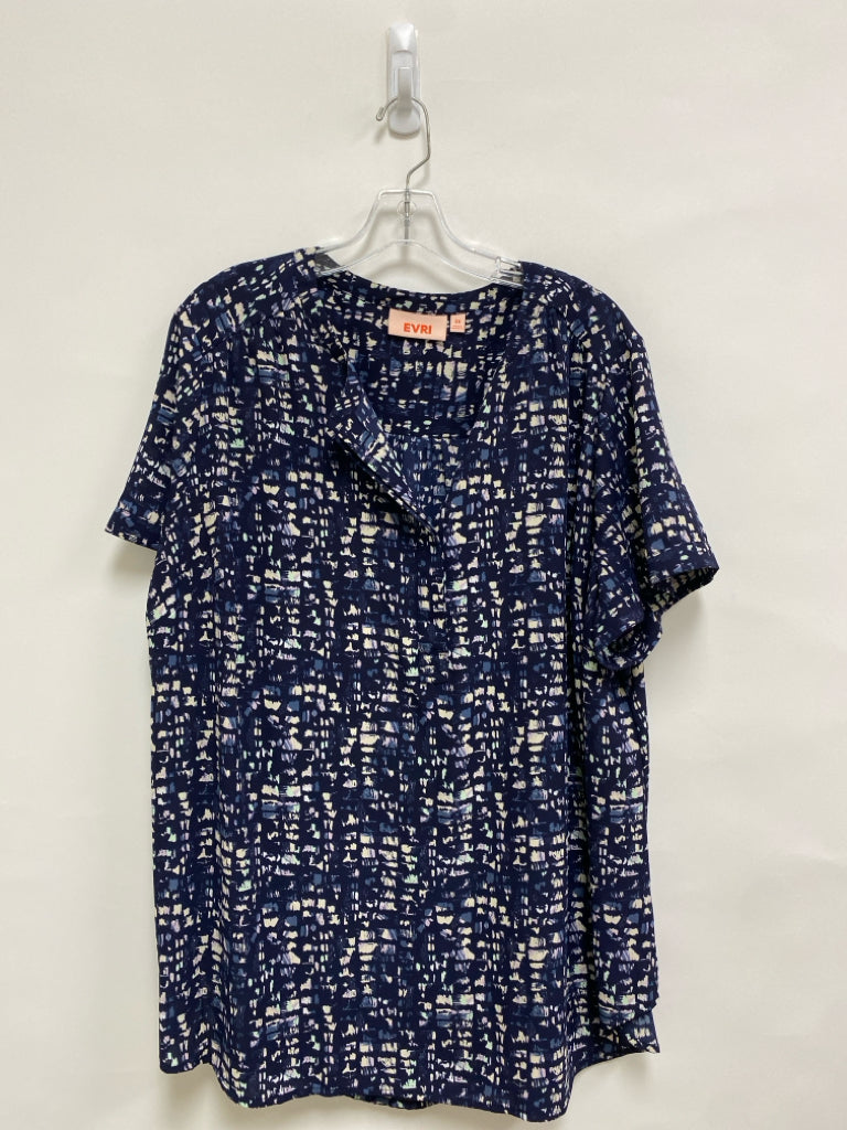 EVRI  SIZE  3X Navy Cream Plus Size Top