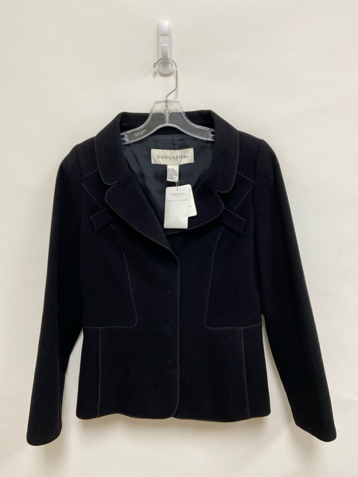 NWT Doncaster Size 8 Black Wool Blend Ladies Jacket