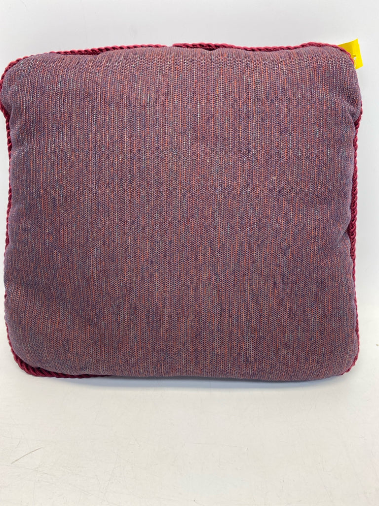 Navy/Red Multi Color Christmas