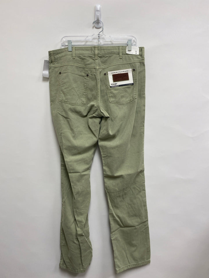 NWT Wrangler Size 34 Pale Green Men&