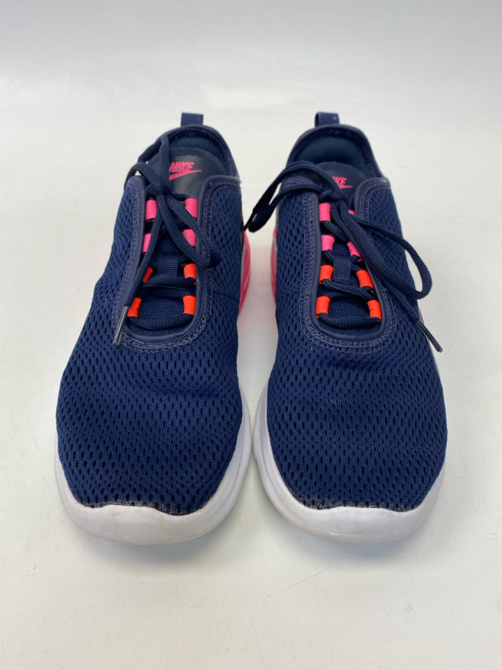 Nike  Size 8.5 Navy Pink/Coral Lace-up Sneakers