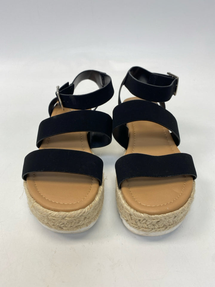 Soda  Size 7 Black Sandals