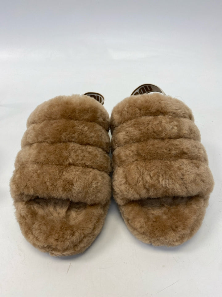 UGG  Size 7 Brown Fuzzy Slippers