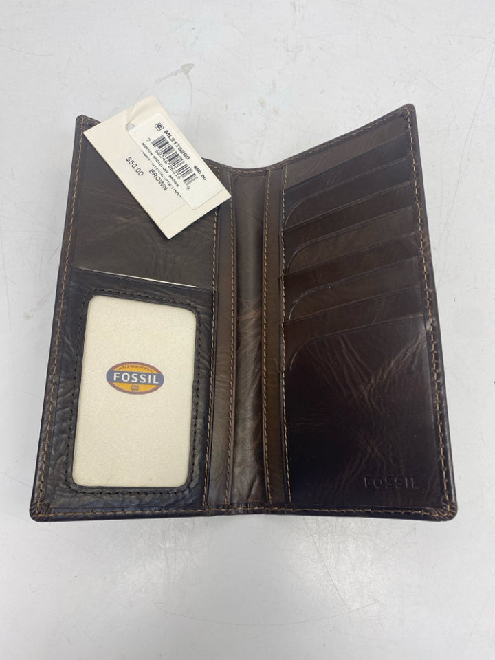 NWT Fossil Brown Men&