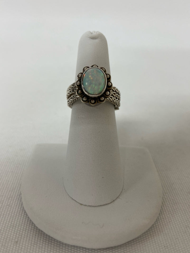 Silver Iridescent Oval(s) Ring