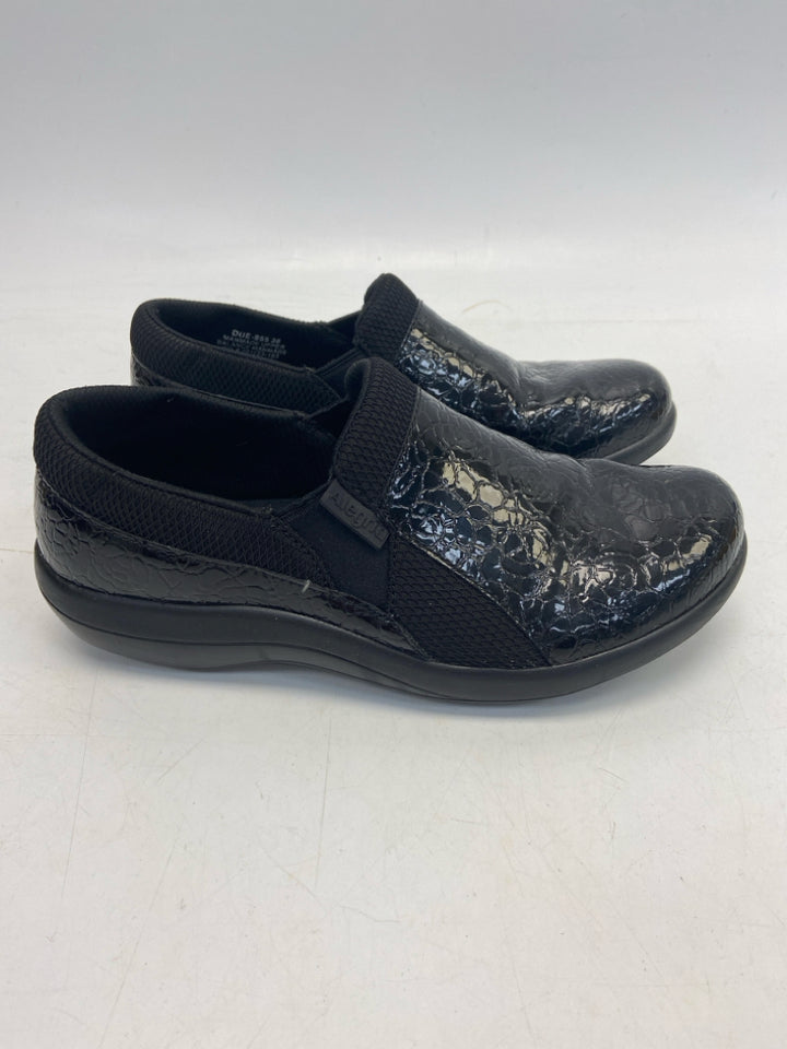 Alegria 36 US Size 6 Black Embossed Clogs