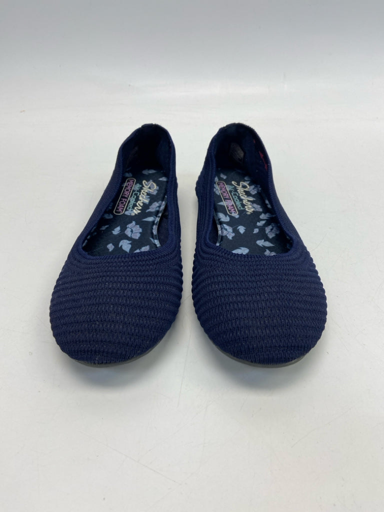 Skechers  Size 7.5 Navy Ribbed Knit Flats