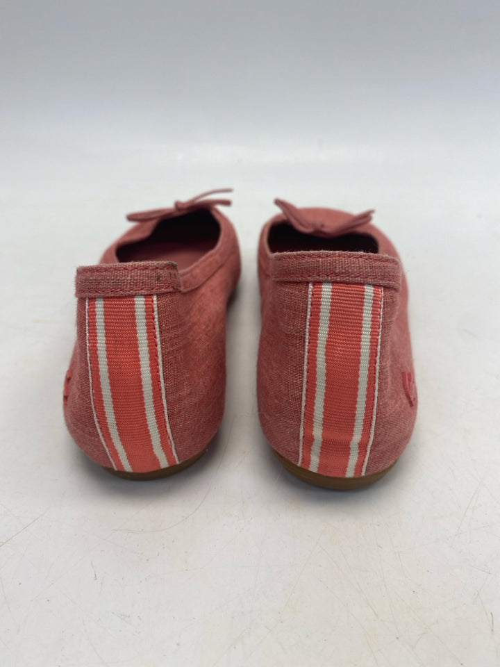 Lacoste  Size 6 Pink Bow(s) Flats