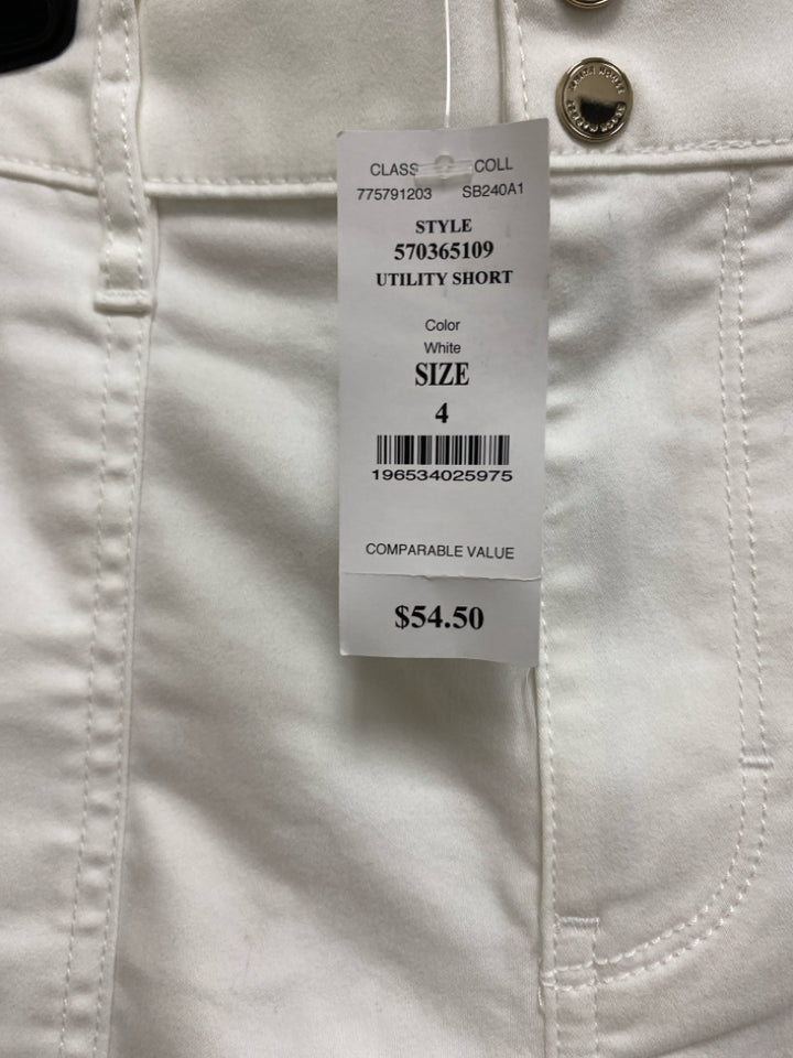 NWT Wht House/Blk Mkt Size 4 White Ladies Shorts