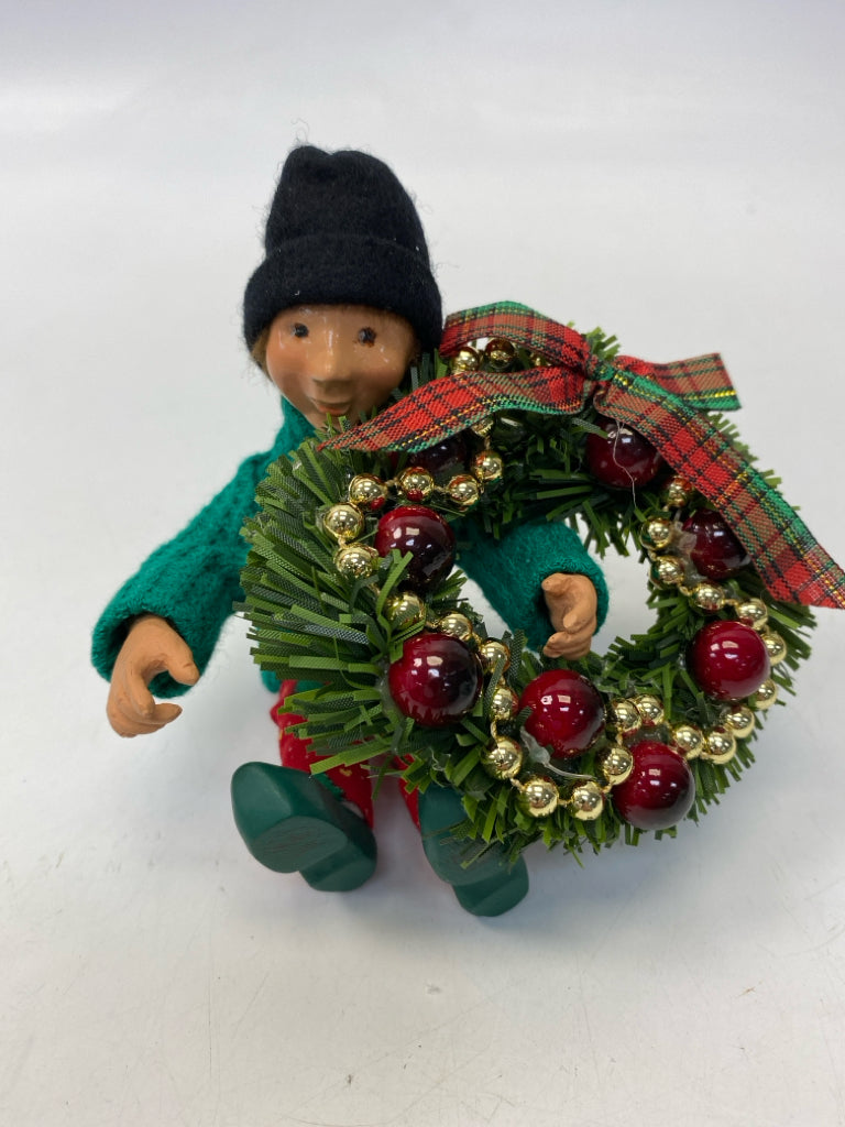 Kindles Boy Ornament w/Wreath