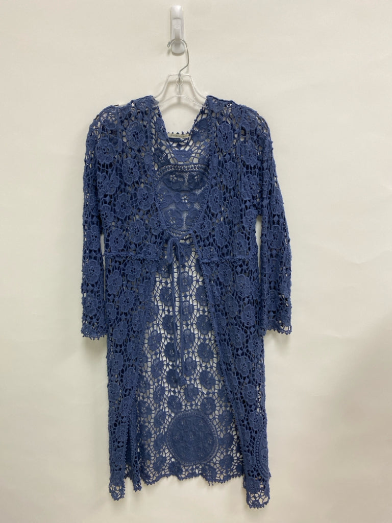 do everything in love Size OSFM Blue Lace Duster Ladies Sweater