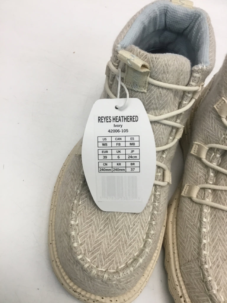 NWT Hey Dude US Shoe Size 8 Ivory Sneakers