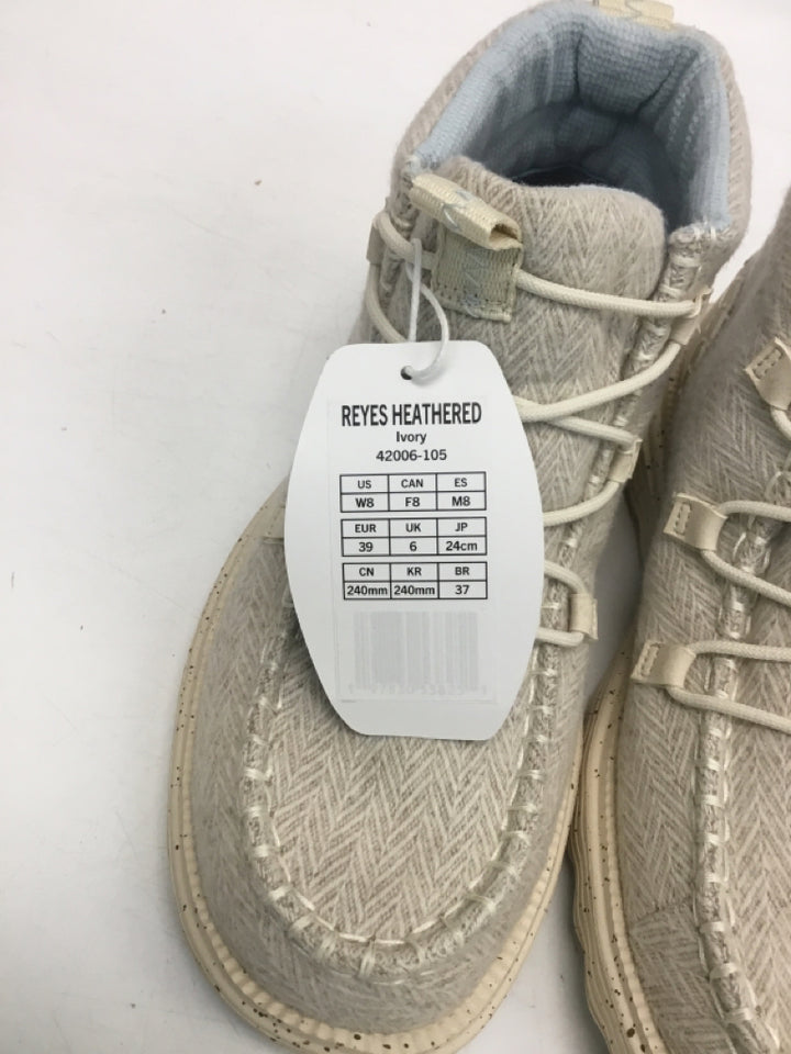 NWT Hey Dude US Shoe Size 8 Ivory Sneakers